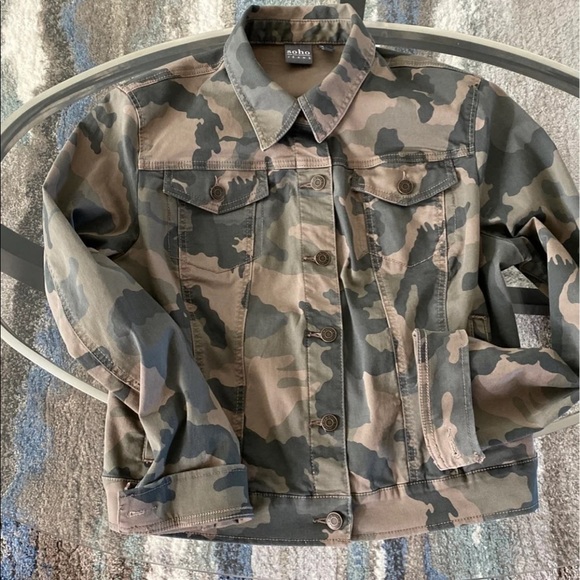 New York and Company Camouflage Jacket Large - Picture 3 of 8
